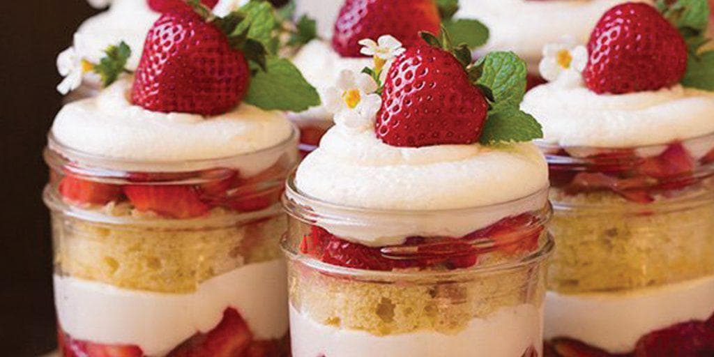 Strawberry Shot Cake