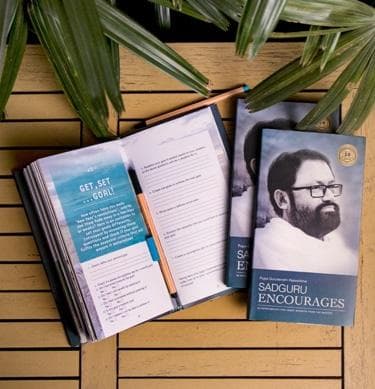 Sadguru Encourages Book Cover