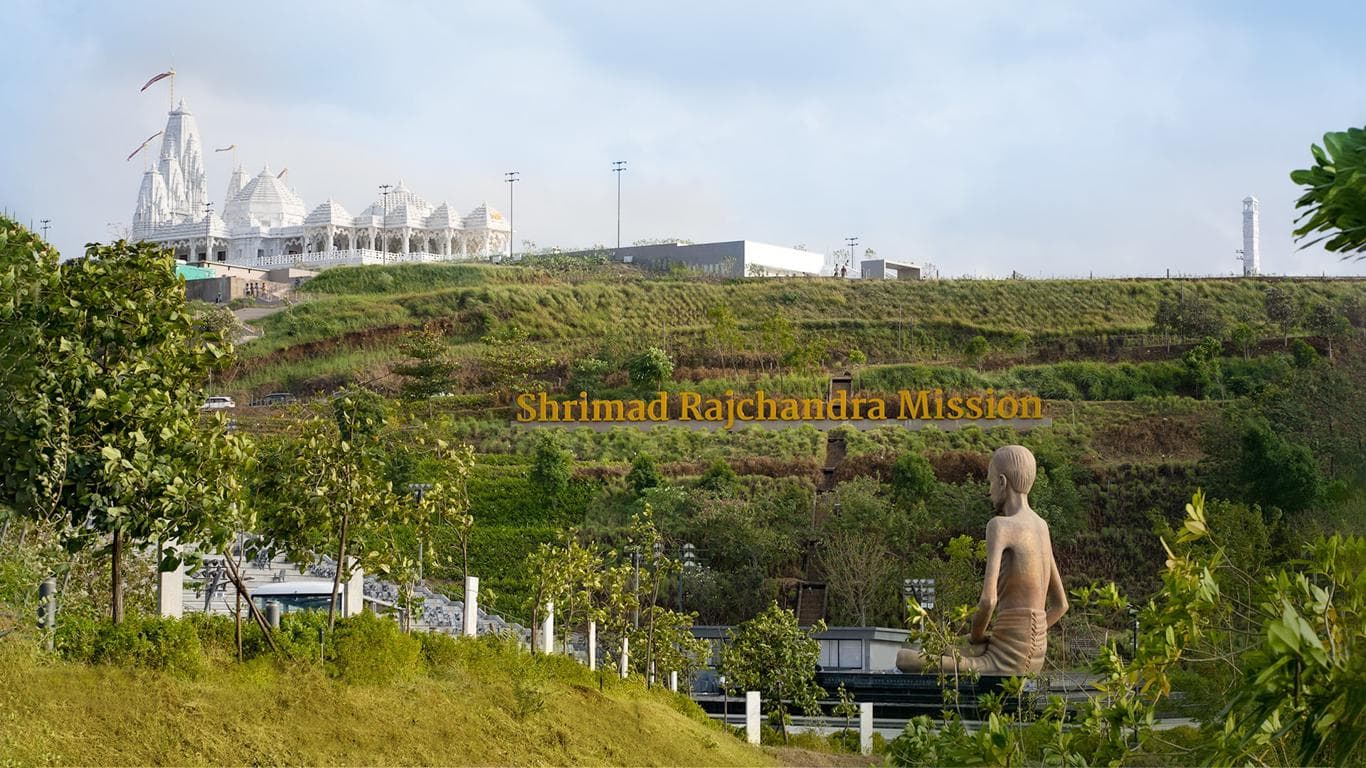 Guided Ashram tour
