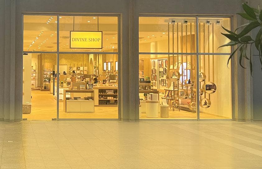 Divine Shop