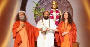 Sadhvi Bhagawati Saraswatiji with Pujya Gurudevshri Rakeshji