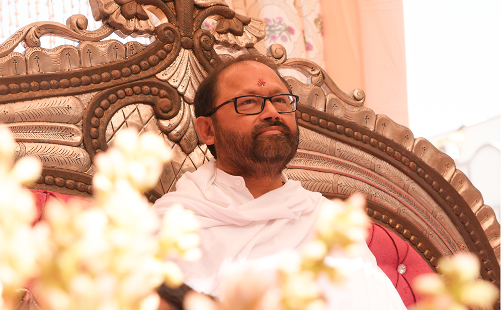 Weekdays with Pujya Gurudevshri
