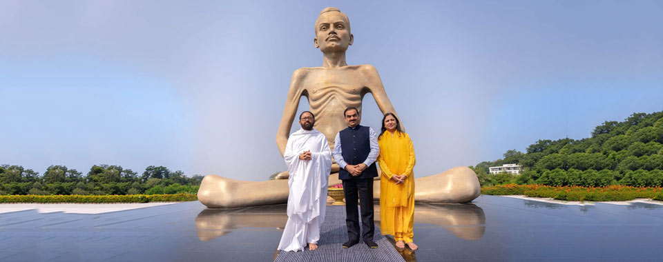 Shri Gautam Adani Visits Shrimad Rajchandra Ashram, Dharampur